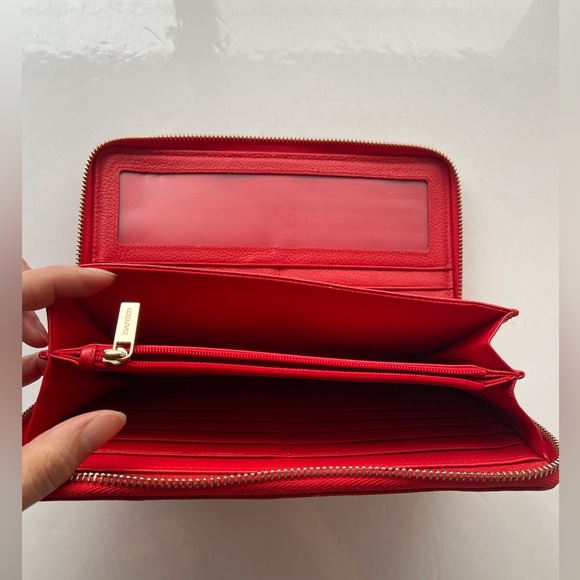Danier leather large sized zipper bifold wallet red multi slots - Picture 4 of 8